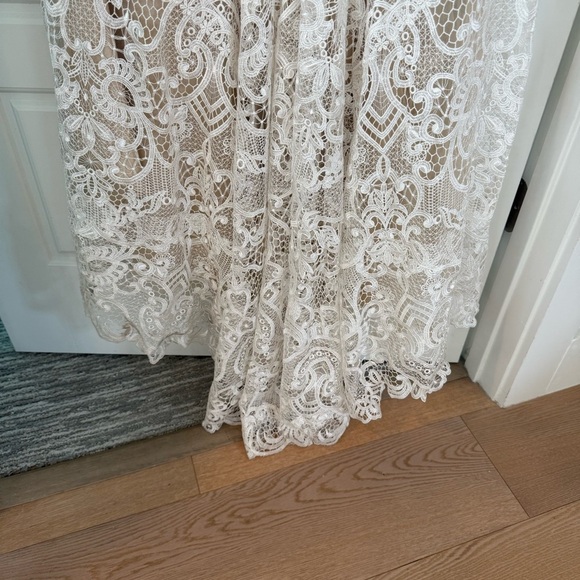 Tara Lauren Spring 2017 Strapless Lace Over Satin with Train Wedding Dress Sz 10 - Picture 10 of 15